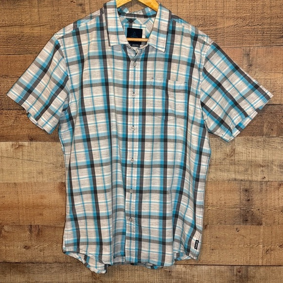 Prana Mens Size Large Tamrack Short Sleeve Button Down Shirt Blue Plaid Casual - Picture 2 of 11